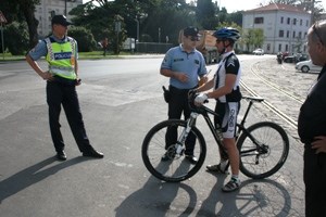 Slika PU_I/vijesti/2014/biciklisti prevencija.JPG